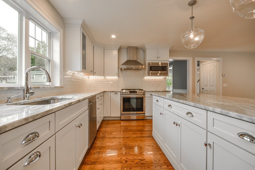 13 Oak Knoll Road Natick, MA 01760 - Photo 6 of 18 Gallery Image 6