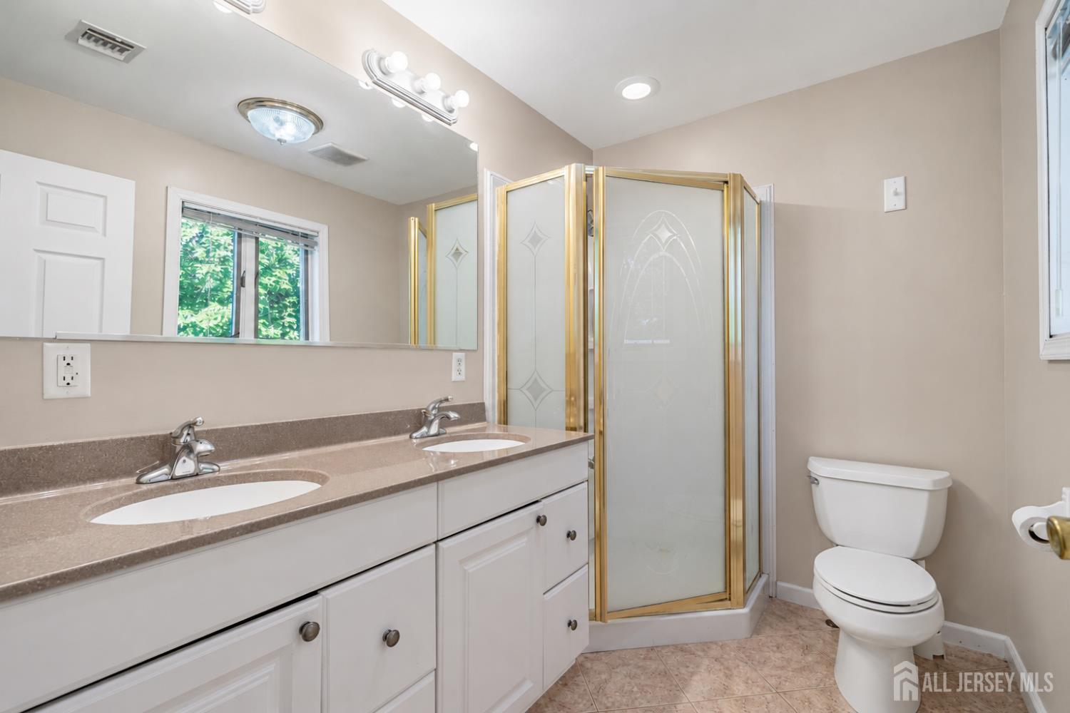 24 Winthrop Road Edison, NJ 08817 - Photo 38 of 42