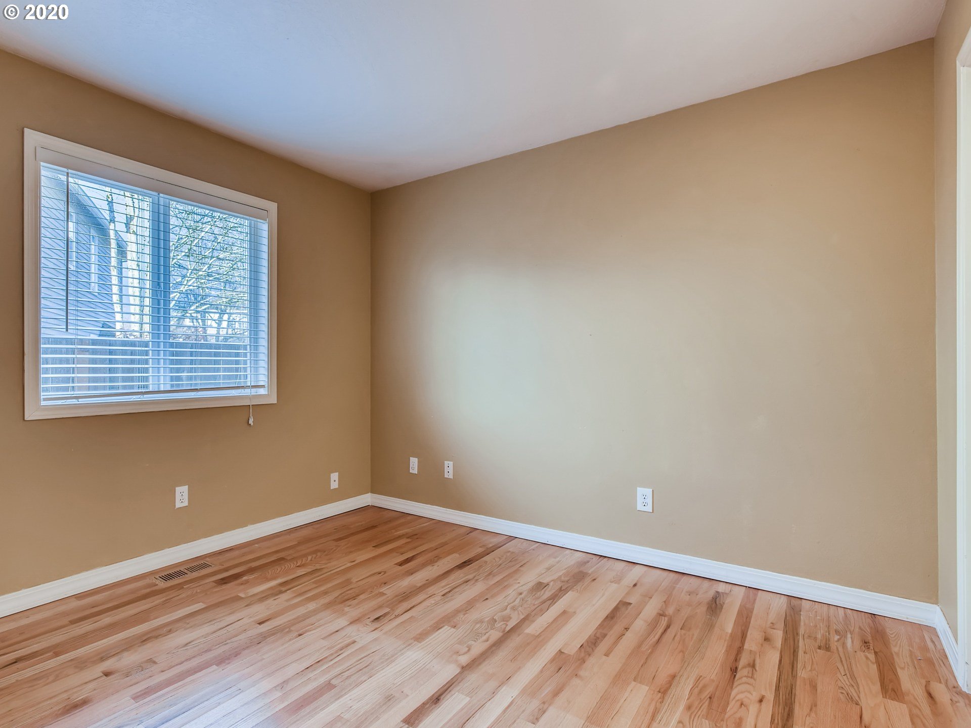 28508 Southwest Cascade Loop Wilsonville, OR 97070 - Photo 20 of 26 Gallery Image 20