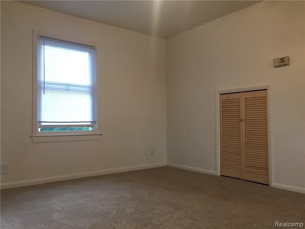 2214 Lindell Road Sterling Heights, MI 48310 - Photo 4 of 20