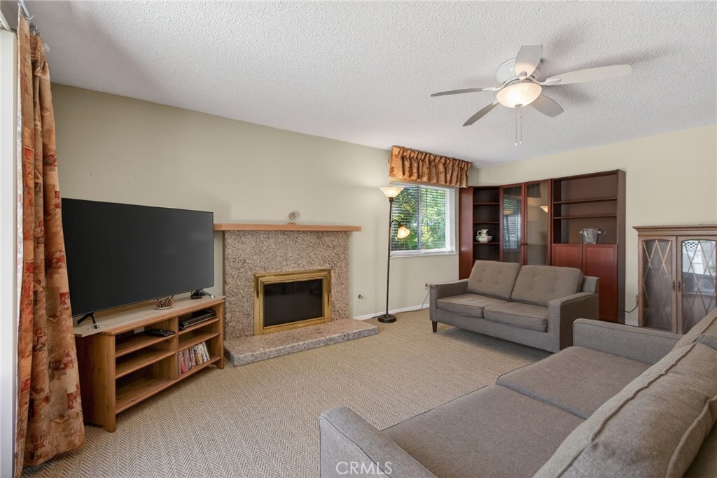 4360 Watkins Drive Riverside, CA 92507 - Photo 11 of 44