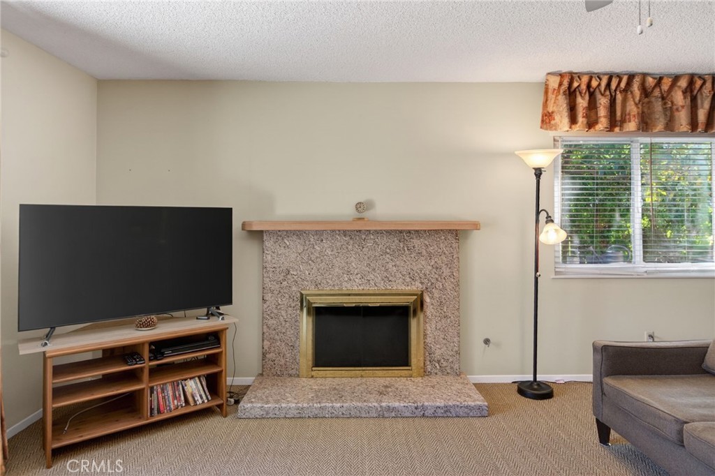 4360 Watkins Drive Riverside, CA 92507 - Photo 12 of 44