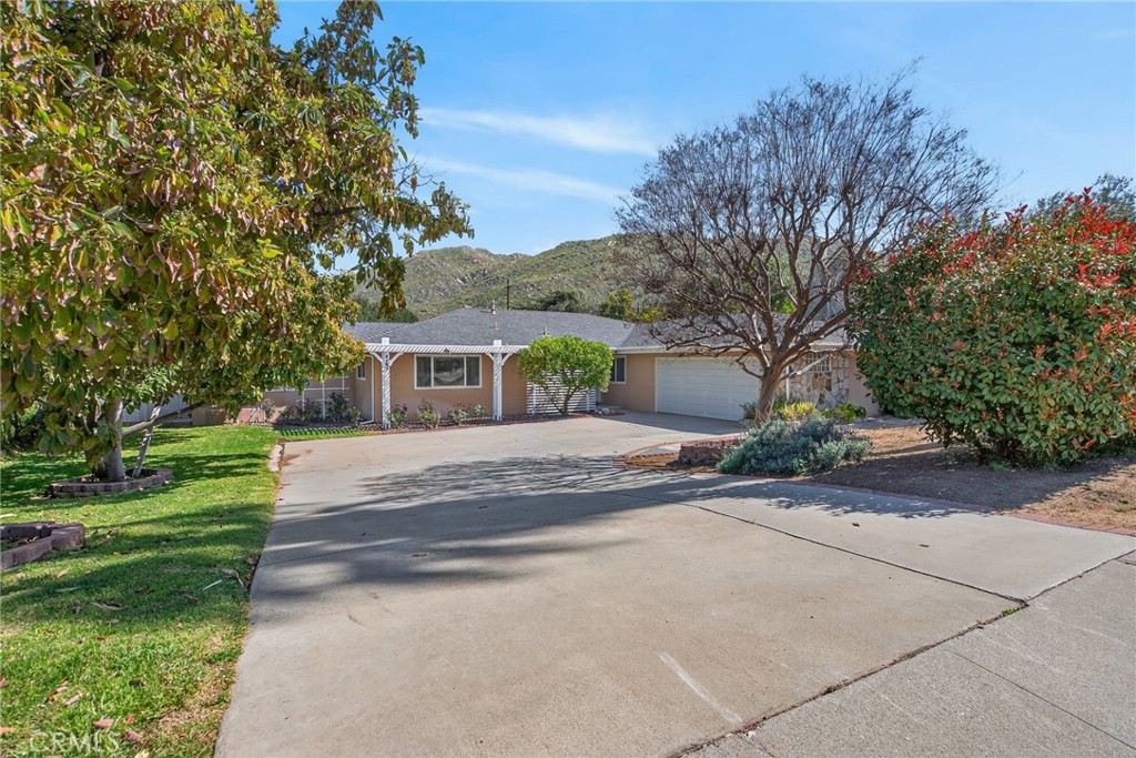 4360 Watkins Drive Riverside, CA 92507 - Photo 2 of 44