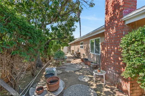 $789,900 | 4360 Watkins Drive, Riverside, CA 92507