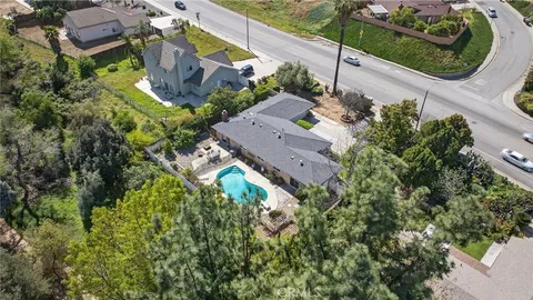 $789,900 | 4360 Watkins Drive, Riverside, CA 92507
