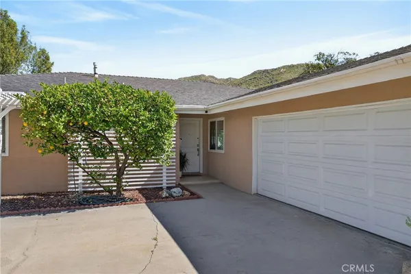 $789,900 | 4360 Watkins Drive, Riverside, CA 92507