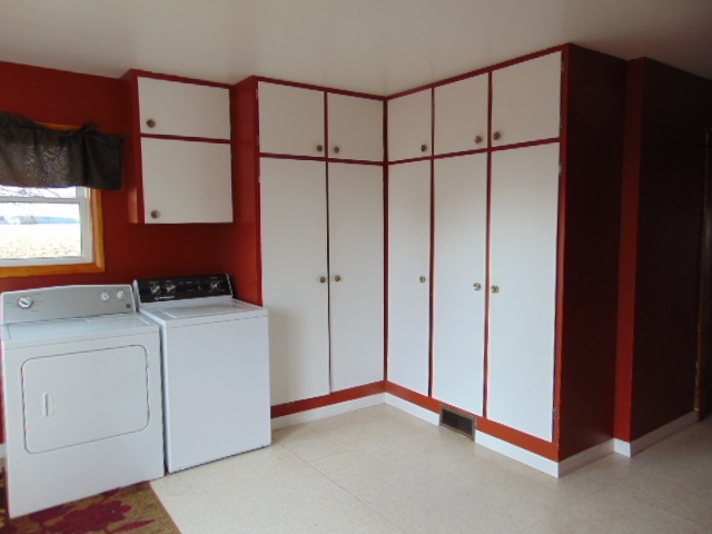 3569 East Polk Road Ithaca, MI 48847 - Photo 18 of 64 1885438-17.JPG