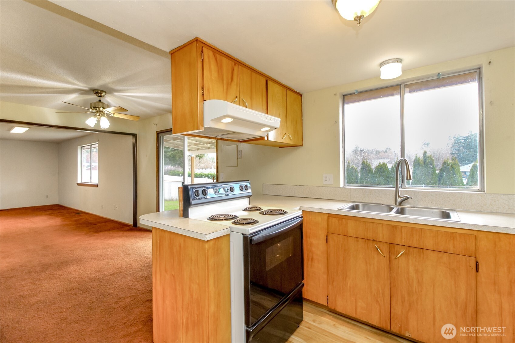 2155 Mitchell Road Southeast Port Orchard, WA 98366 - Photo 11 of 27