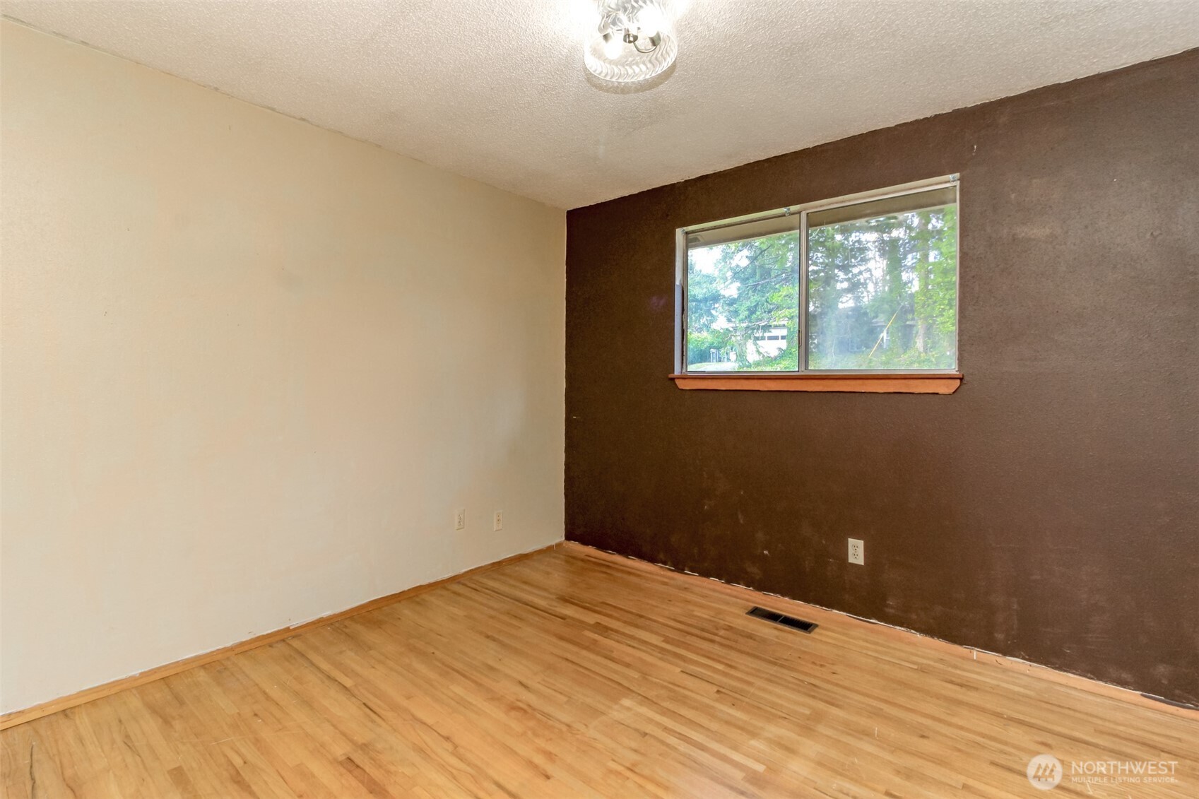 2155 Mitchell Road Southeast Port Orchard, WA 98366 - Photo 24 of 27