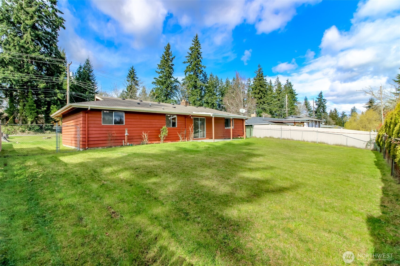 2155 Mitchell Road Southeast Port Orchard, WA 98366 - Photo 6 of 27