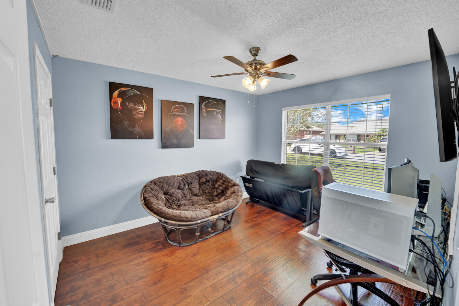 103 Citadel Lane Crestview, FL 32539 - Photo 27 of 41 a living room with furniture and a window