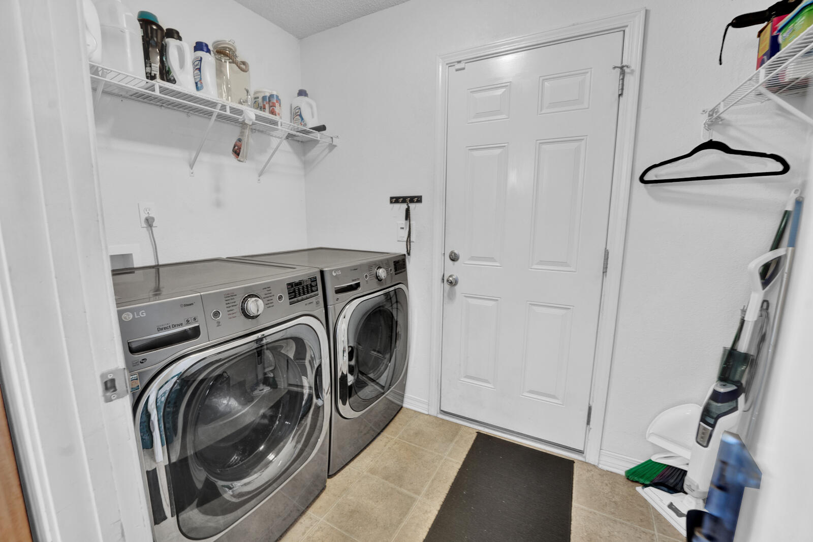 103 Citadel Lane Crestview, FL 32539 - Photo 28 of 41 a view of a storage & utility room with washer and dryer