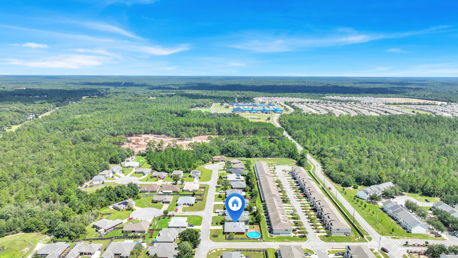 103 Citadel Lane Crestview, FL 32539 - Photo 40 of 41 a view of a city from a balcony