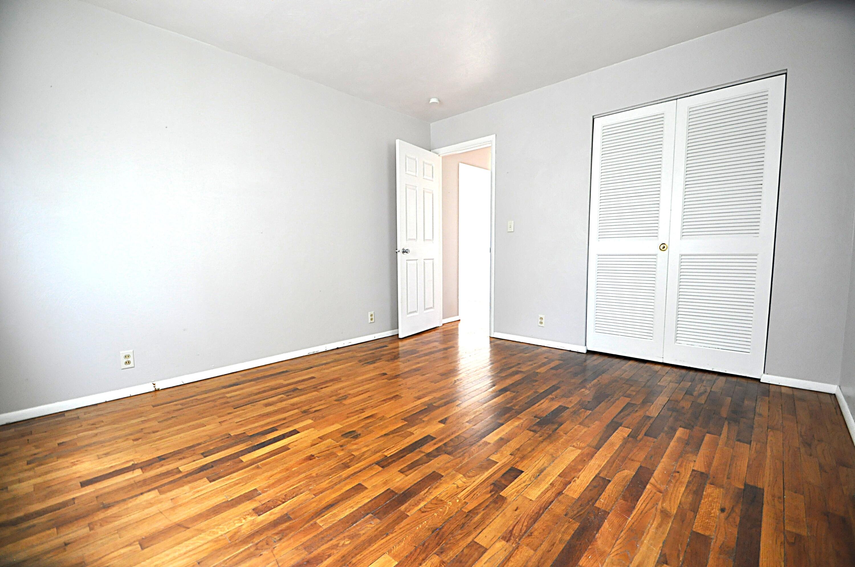 3053 South 3rd Street Niles, MI 49120 - Photo 10 of 26 DSC_6869