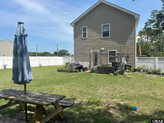 $365,000 | 112 Peach Tree Street, Jarvisburg, NC 27947