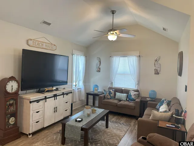 $365,000 | 112 Peach Tree Street, Jarvisburg, NC 27947