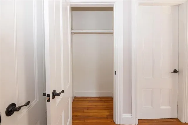 $2,400 | 376 Hope Street, Providence, RI 02906