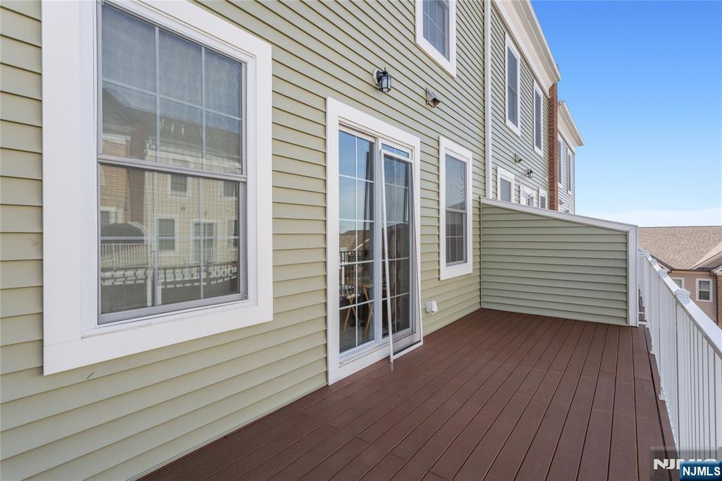 293 Bradley Drive Wood-Ridge, NJ 07075 - Photo 17 of 28