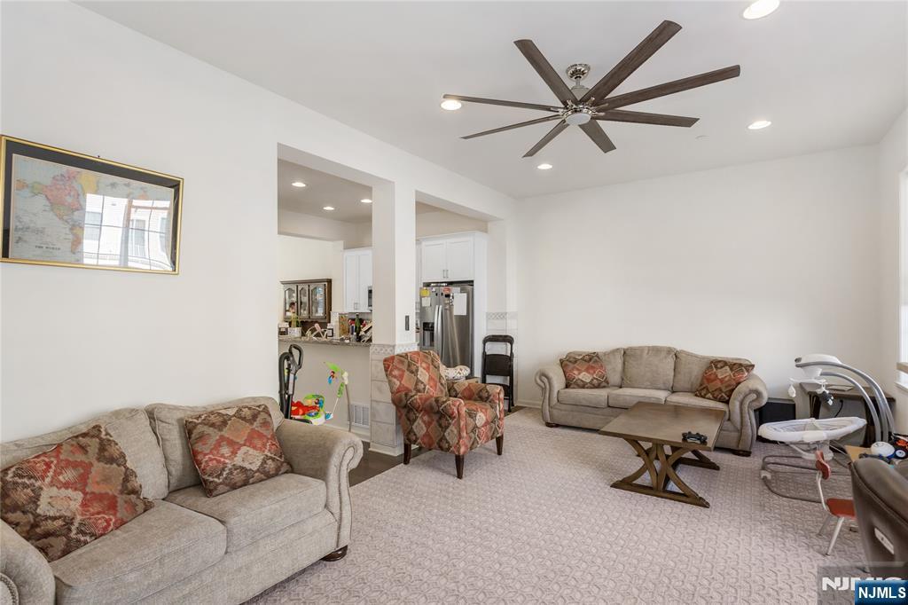 293 Bradley Drive Wood-Ridge, NJ 07075 - Photo 10 of 28