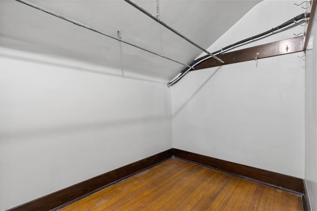 1090 Washington Road Pittsburgh, PA 15228 - Photo 21 of 31 Gallery Image 21