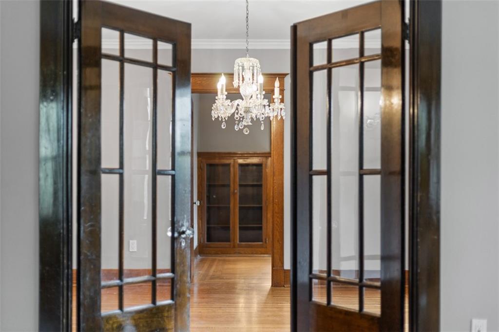 1090 Washington Road Pittsburgh, PA 15228 - Photo 8 of 31 Gallery Image 8
