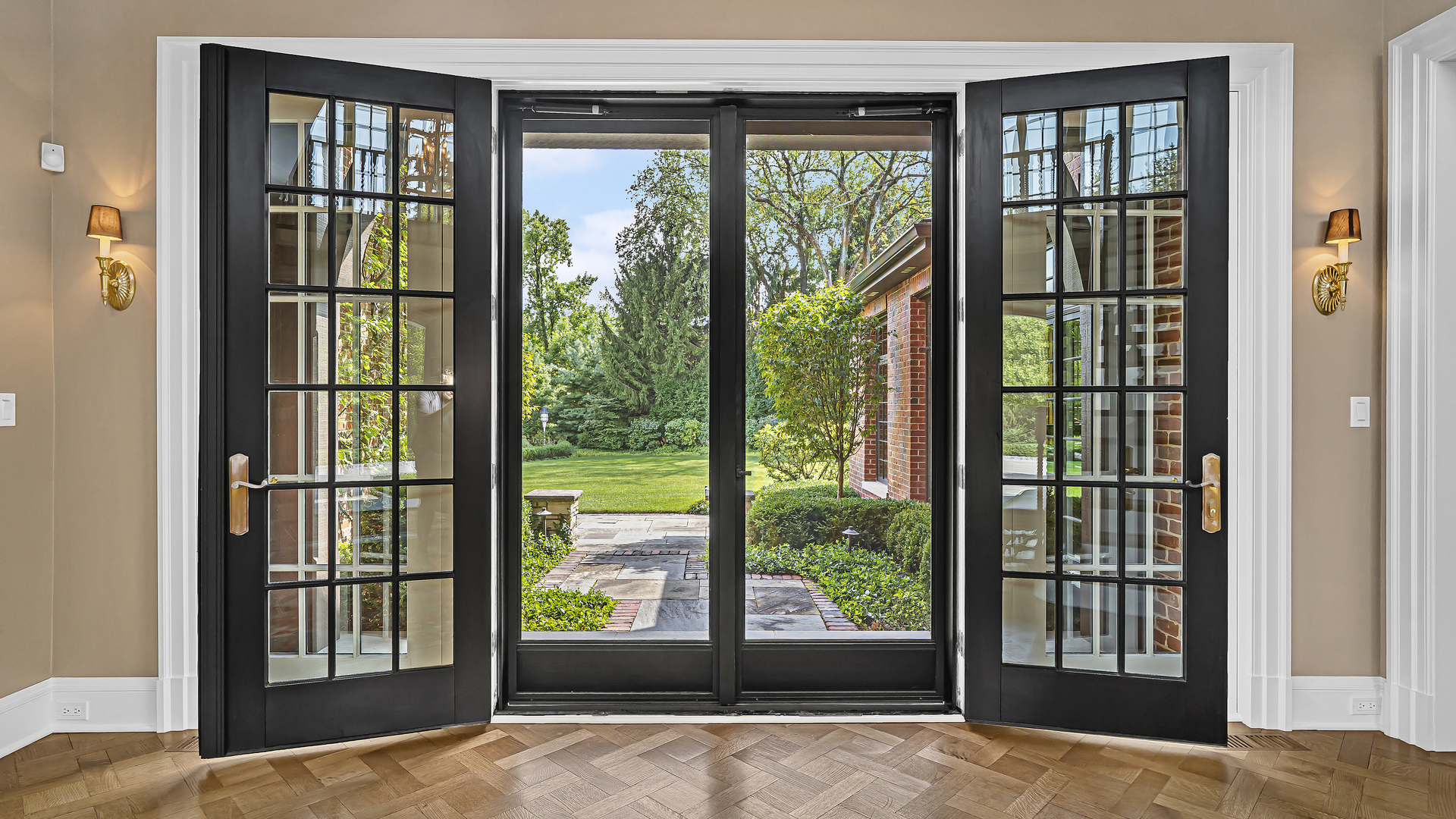 37 Woodley Road Winnetka, IL 60093 - Photo 20 of 66