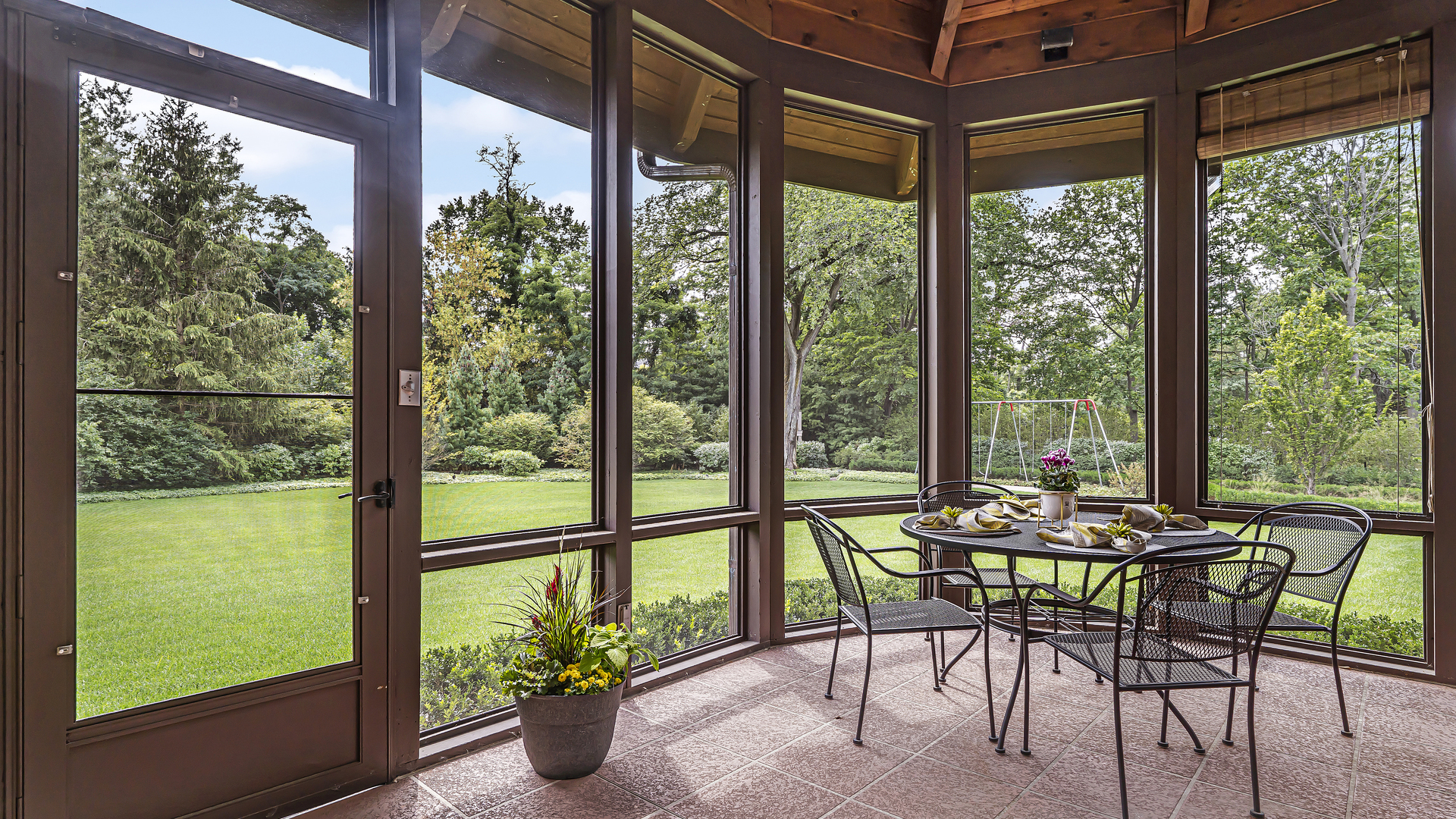 37 Woodley Road Winnetka, IL 60093 - Photo 41 of 66