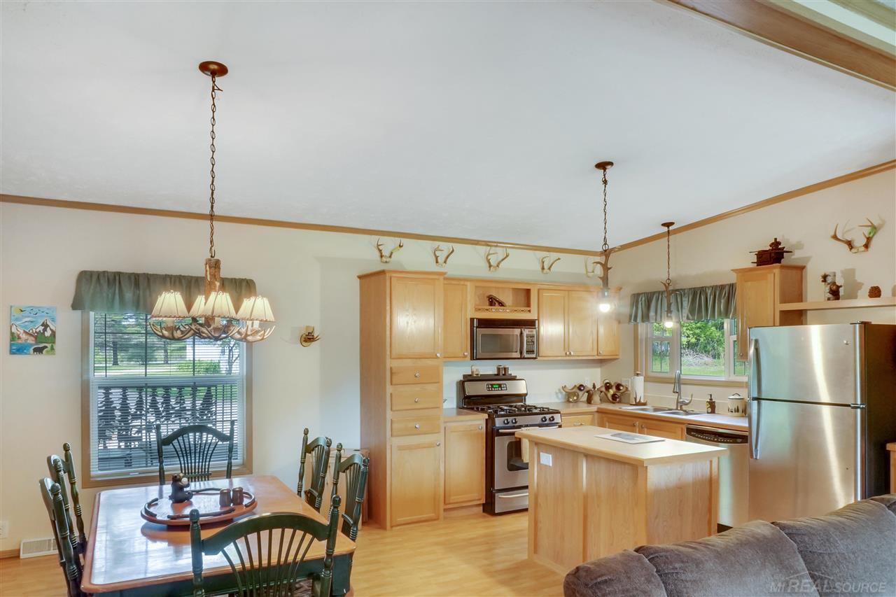 660 Pettit Road Lupton, MI 48635 - Photo 10 of 47 50043439-9.JPG