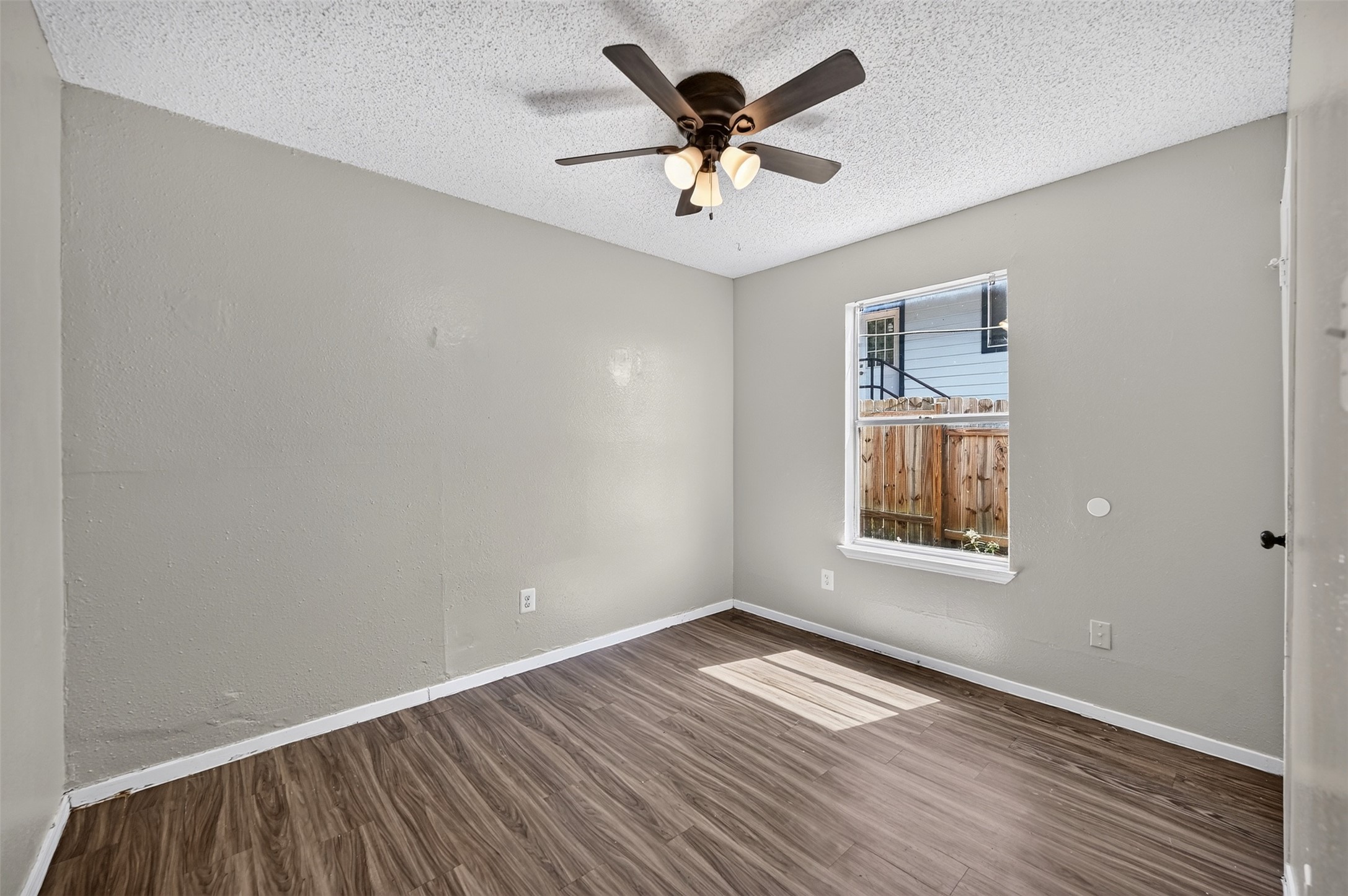 1207 Eleanor Street, Unit A Austin, TX 78721 - Photo 16 of 18 Gallery Image 16