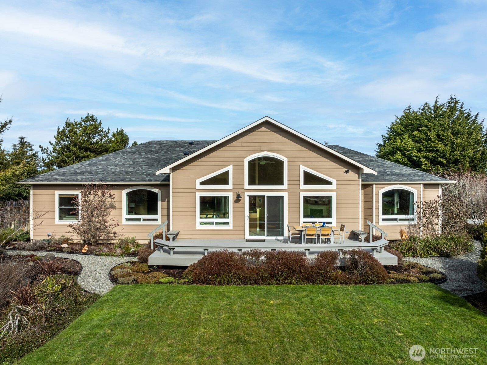 131 Buckhorn Road Sequim, WA 98382 - Photo 2 of 37