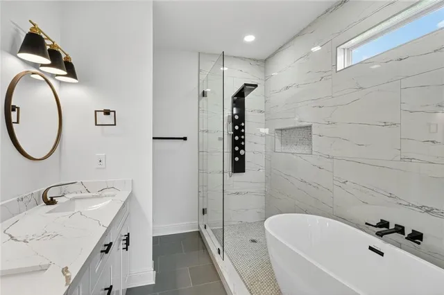 $279,900 | 3217 Dauterive Drive, Chalmette, LA 70043