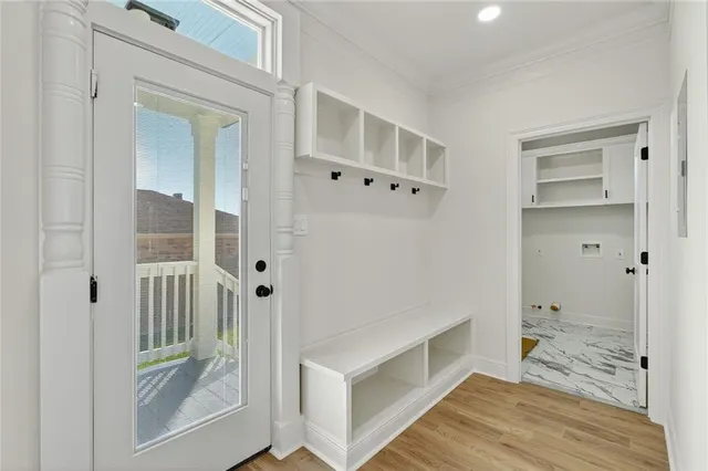 $279,900 | 3217 Dauterive Drive, Chalmette, LA 70043