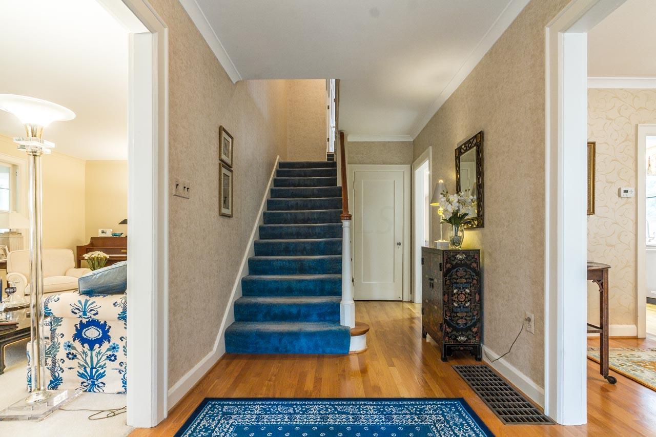 333 South Ardmore Road Columbus, OH 43209 - Photo 13 of 93