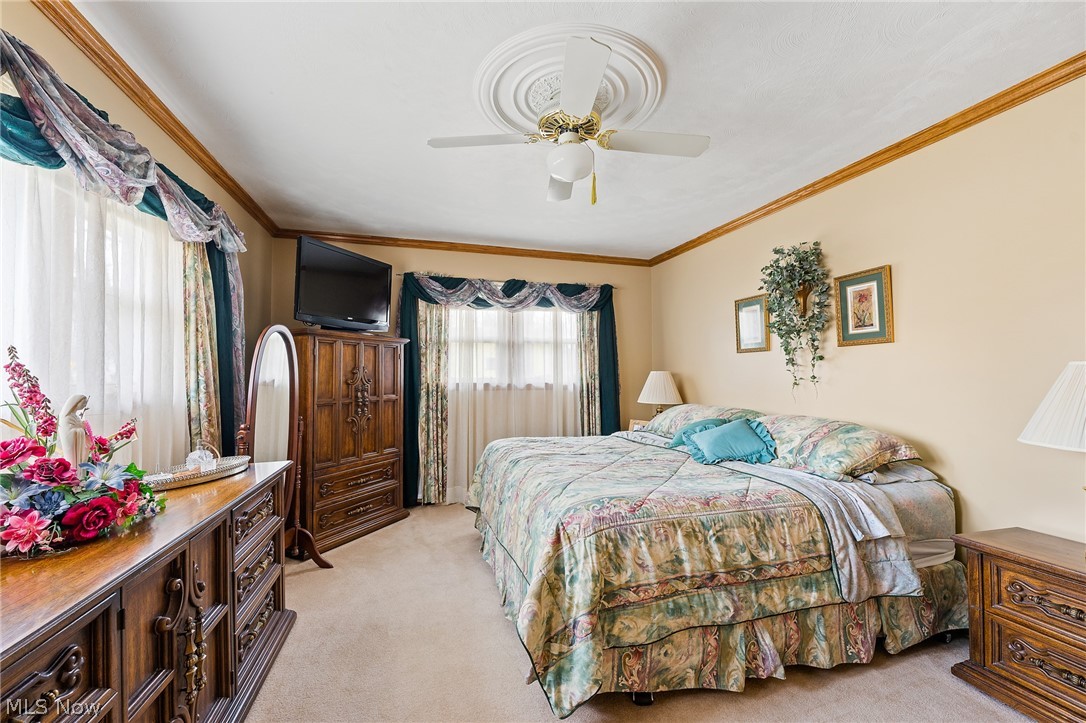 3072 Decamp Road Youngstown, OH 44511 - Photo 11 of 28