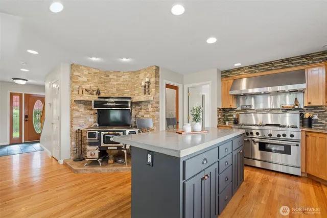 $1,079,900 | 1800 Northwest Lyons Road, Woodland, WA 98674