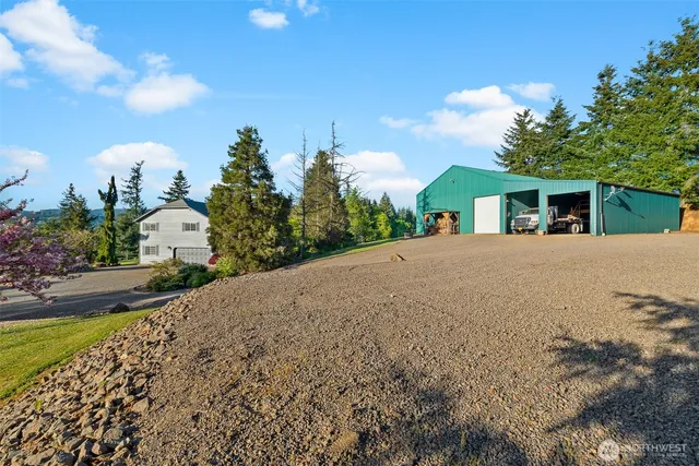 $1,079,900 | 1800 Northwest Lyons Road, Woodland, WA 98674