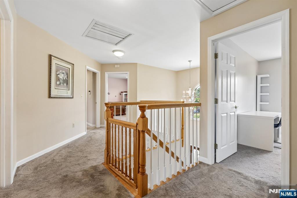 55 Sand Road Fairfield, NJ 07004 - Photo 14 of 30