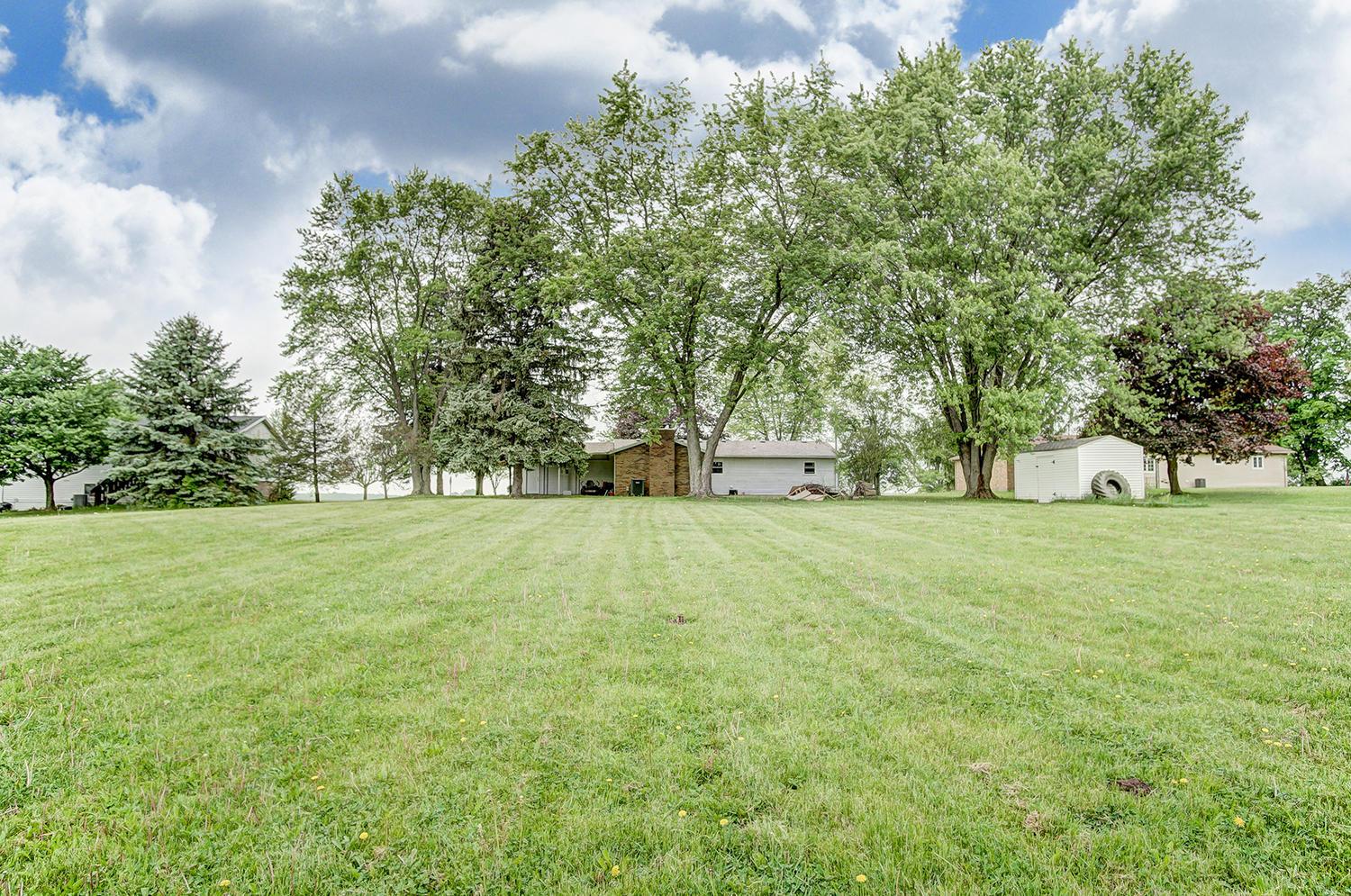 2230 Ridge Road Springfield, OH 45502 - Photo 20 of 26