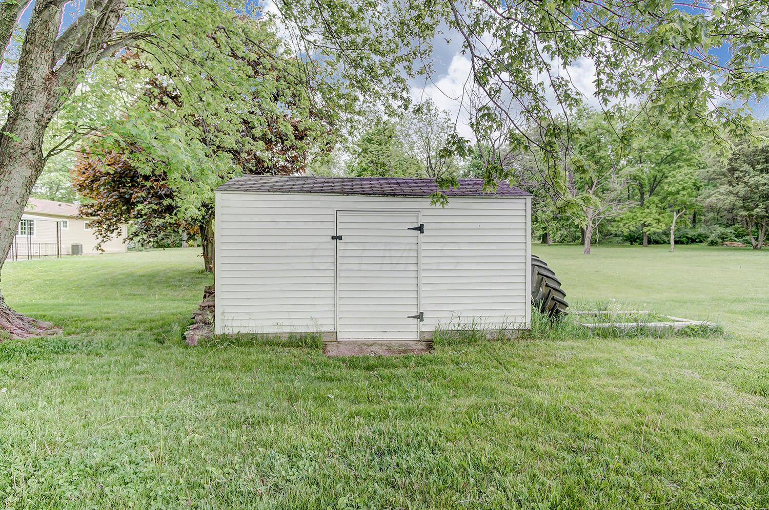 2230 Ridge Road Springfield, OH 45502 - Photo 24 of 26