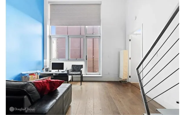 $4,400 | 390 Lorimer Street, Unit 3F | Williamsburg
