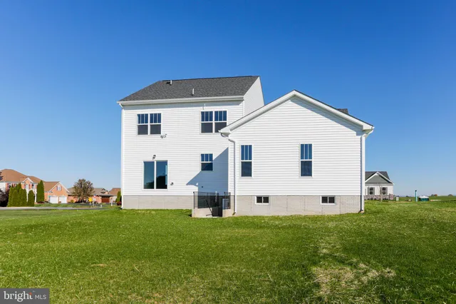 $611,900 | 12 Brownington Drive, Martinsburg, WV 25403