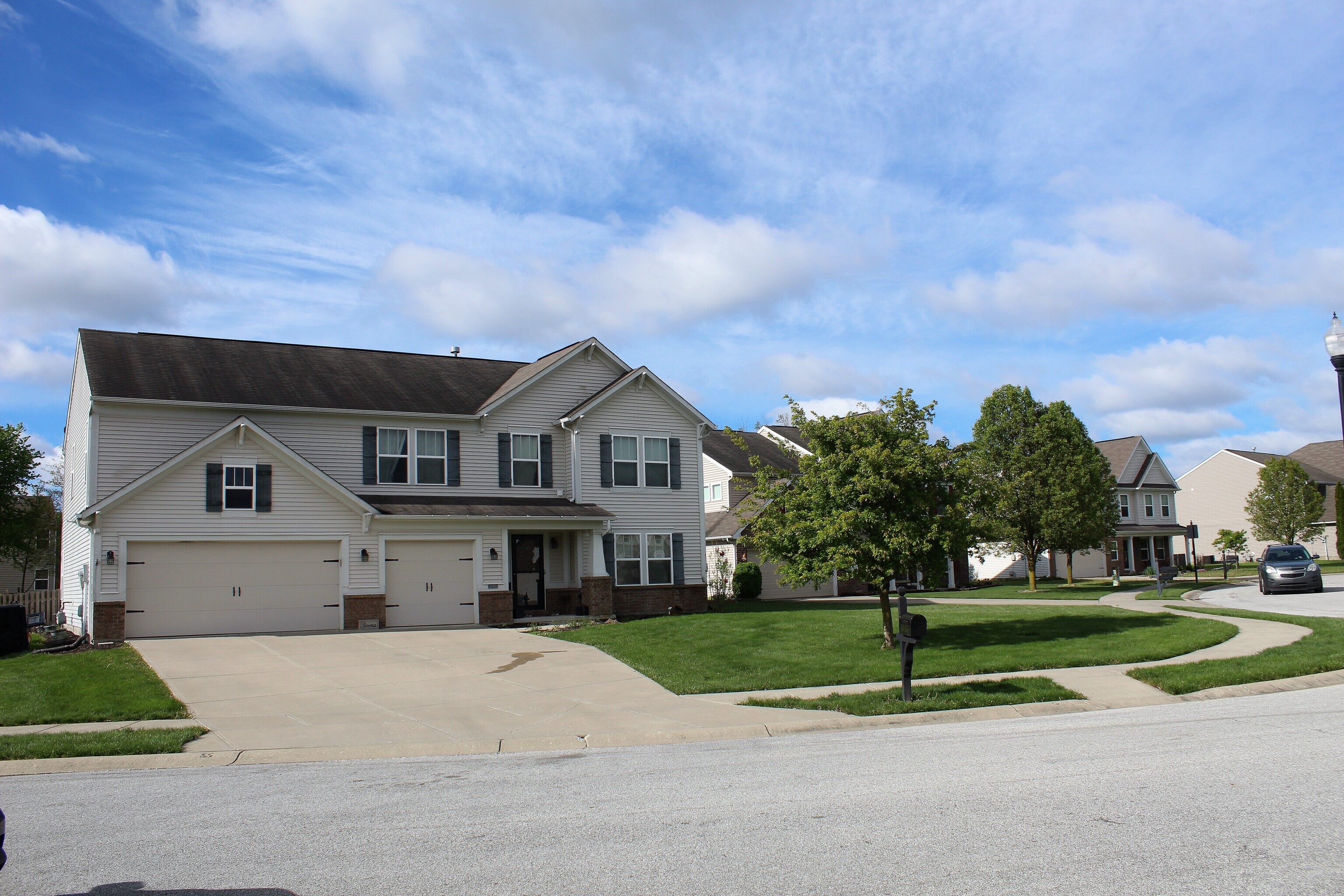 10703 Crell Court Indianapolis, IN 46239 - Photo 2 of 34