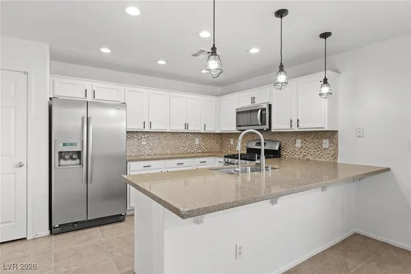 $2,400 | 10846 Monaco Beach Avenue, Las Vegas, NV 89166