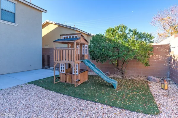 $2,400 | 10846 Monaco Beach Avenue, Las Vegas, NV 89166