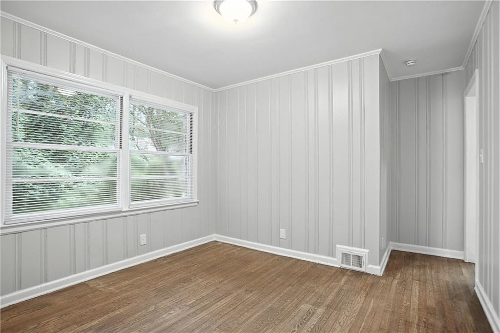 1985 Handley Avenue Southwest Atlanta, GA 30310 - Photo 15 of 29