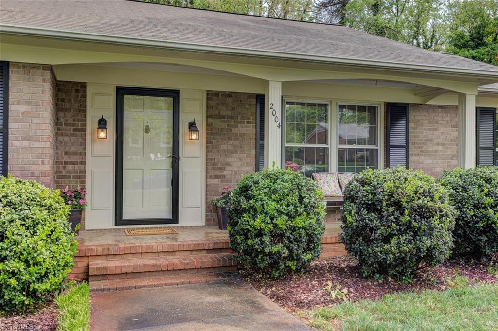 2004 Red Forest Road Greensboro, NC 27410 - Photo 2 of 25 Gallery Image 2