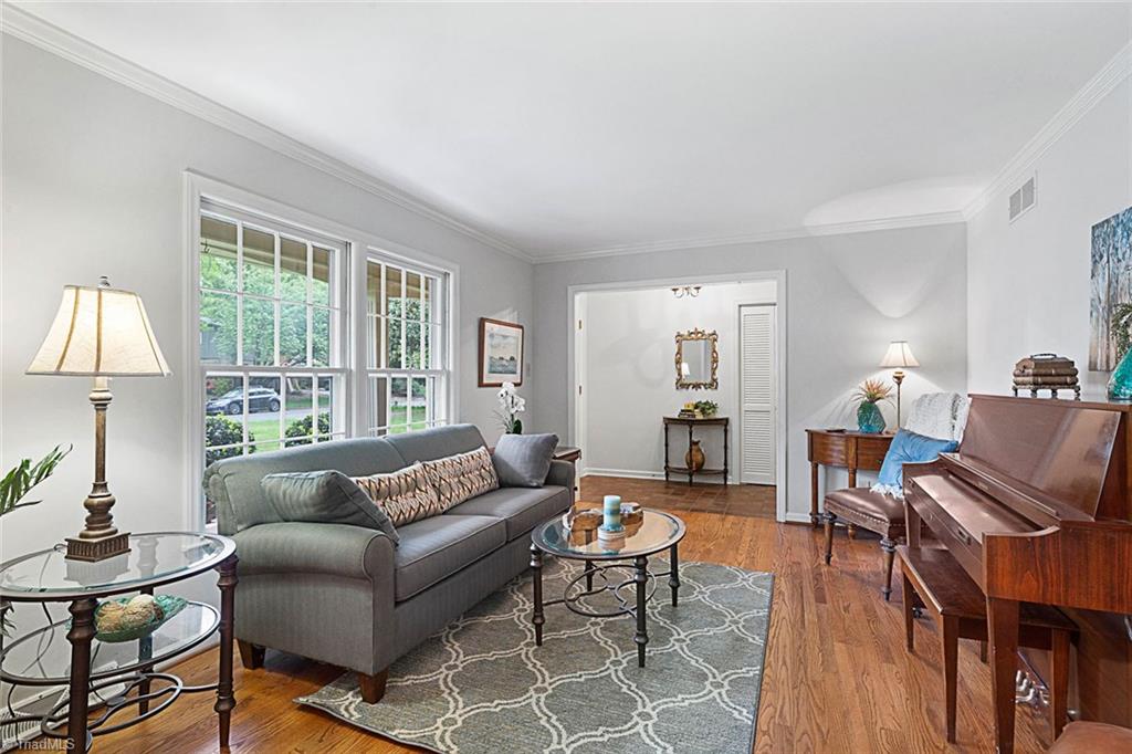 2004 Red Forest Road Greensboro, NC 27410 - Photo 4 of 25 Gallery Image 4