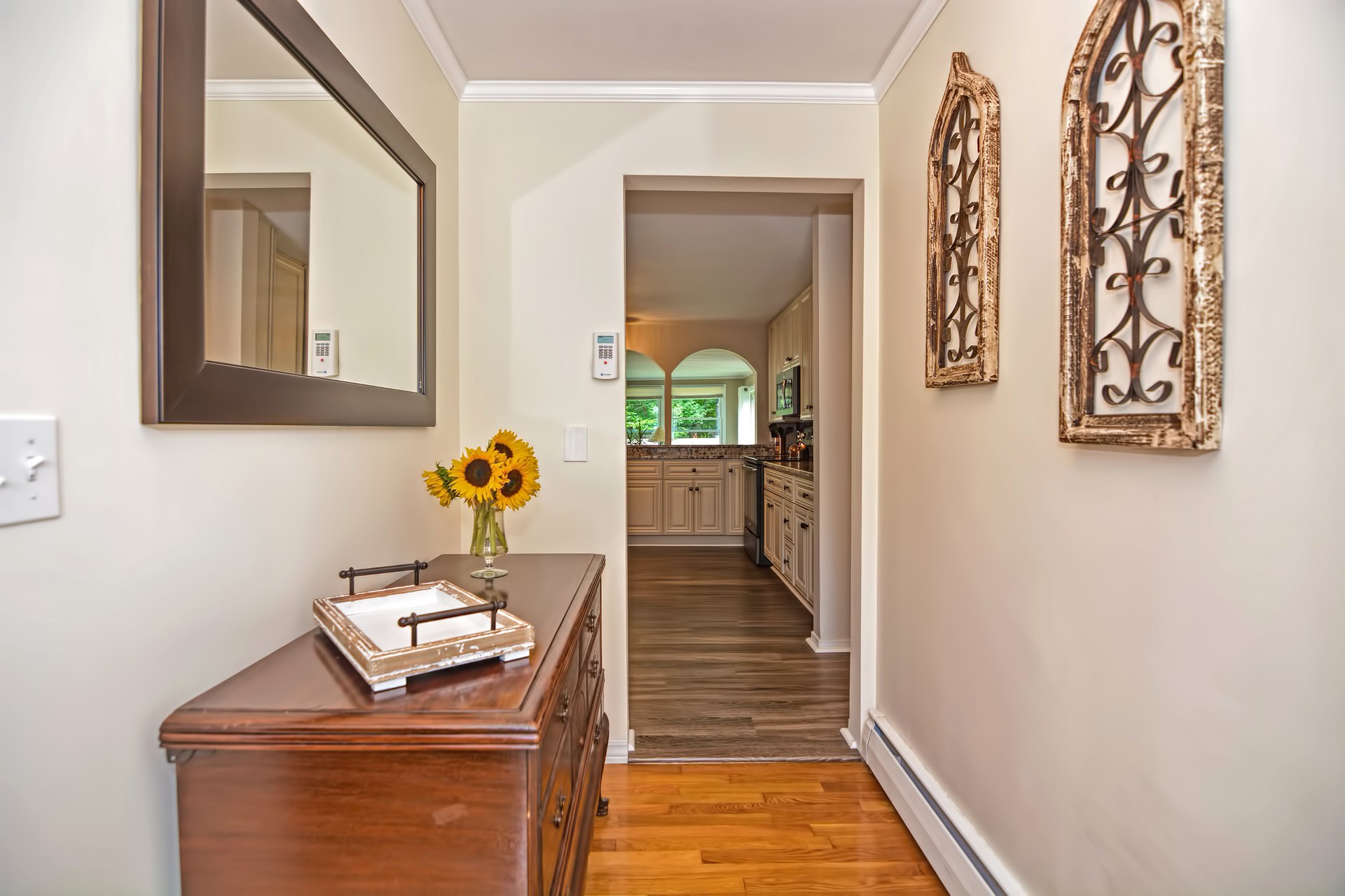 51 Robinson Road Nashua, NH 03060 - Photo 3 of 40 Gallery Image 3