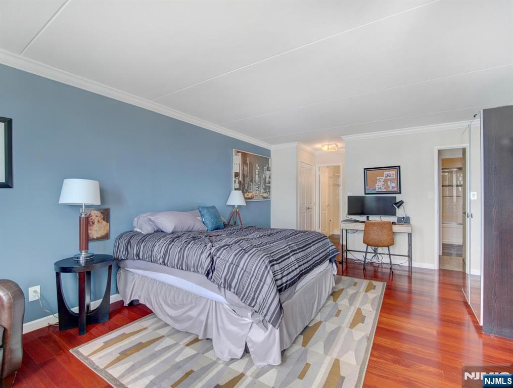 250 Gorge Road, Unit 21B Cliffside Park, NJ 07010 - Photo 15 of 28