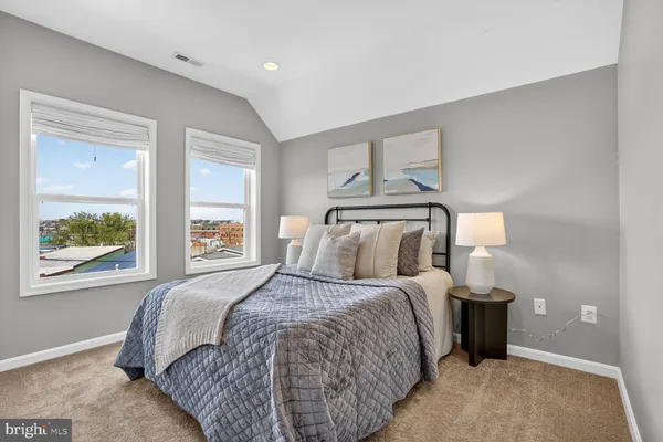 $725,000 | 2247 Mt View Place Southeast, Washington, DC 20020